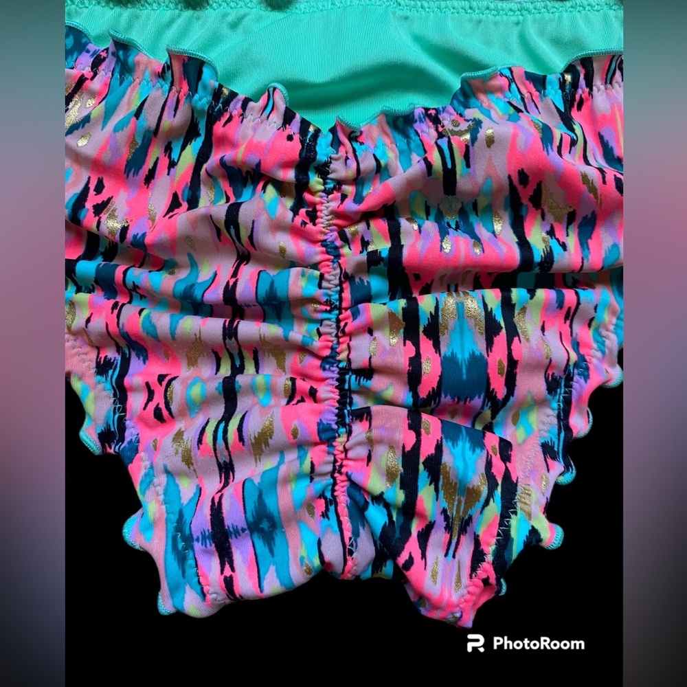 Shade & Shore Women’s Ruffled Bikini Bottom - Picture 5 of 8